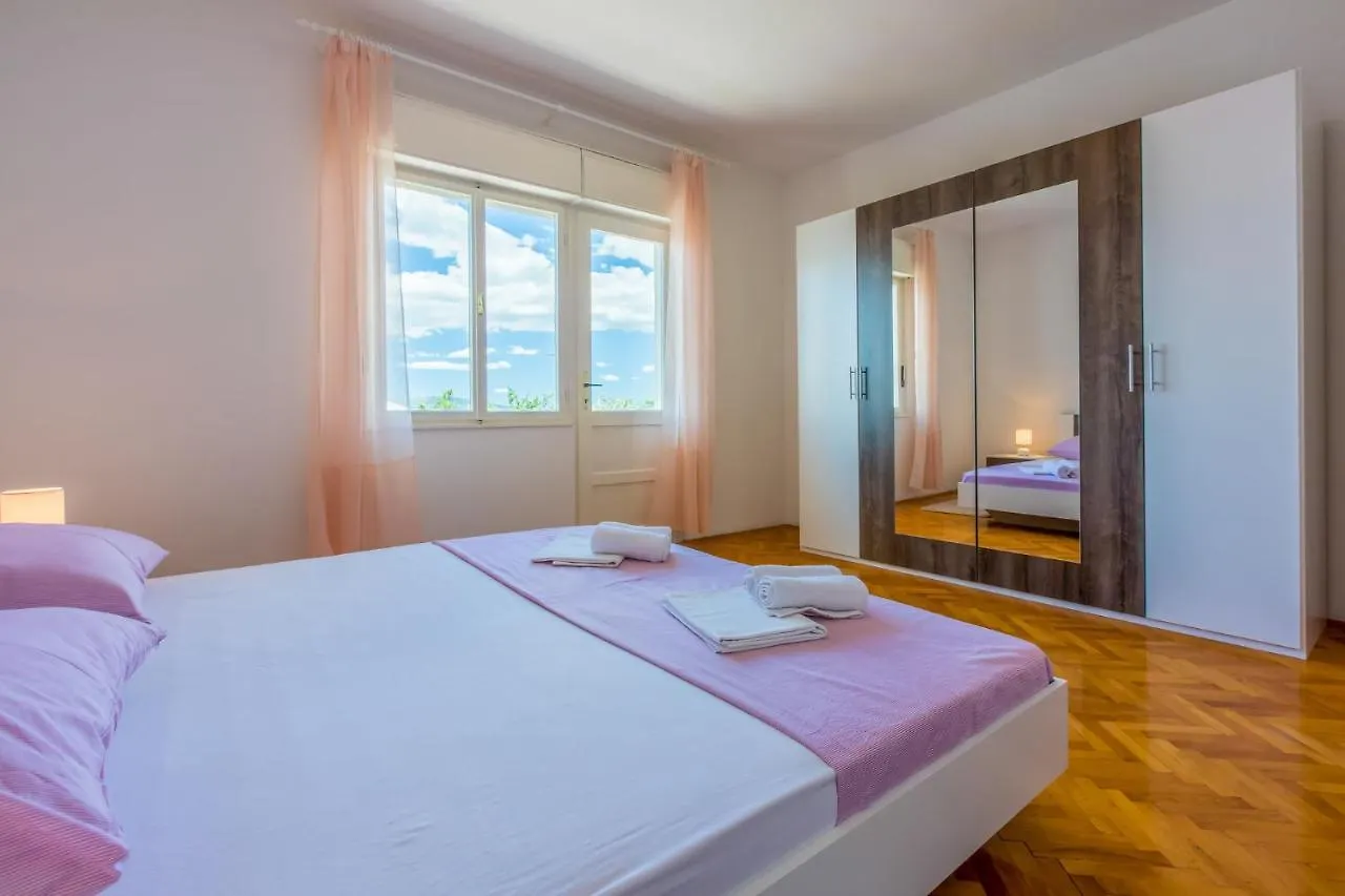 Apartment Azur Novi Vinodolski Croatia