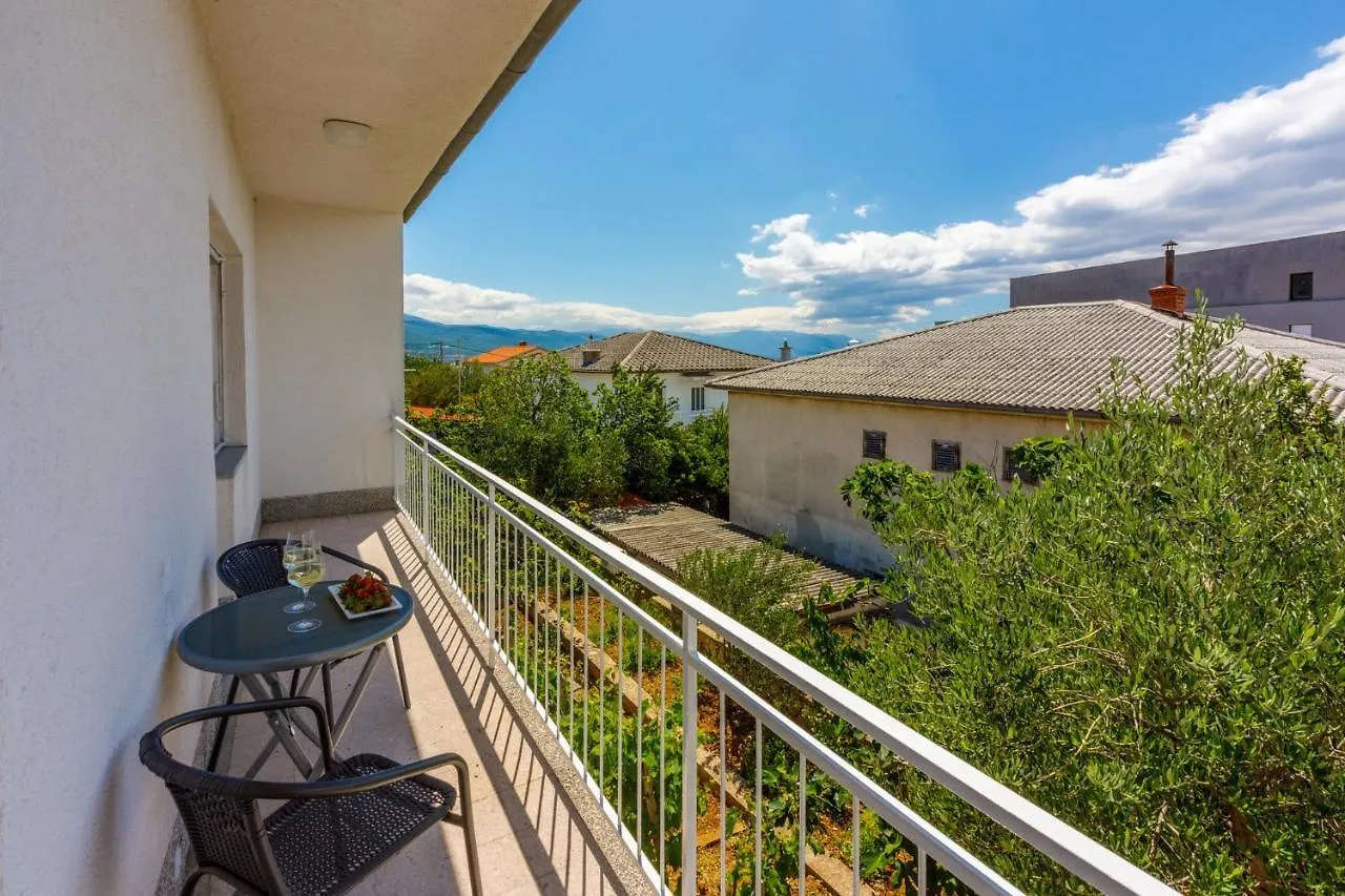 Apartment Azur Novi Vinodolski